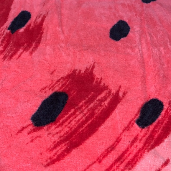 ♠️❤️kate spade New York 100% Cotton Oversized Beach Towel, Strawberry - Picture 6 of 15